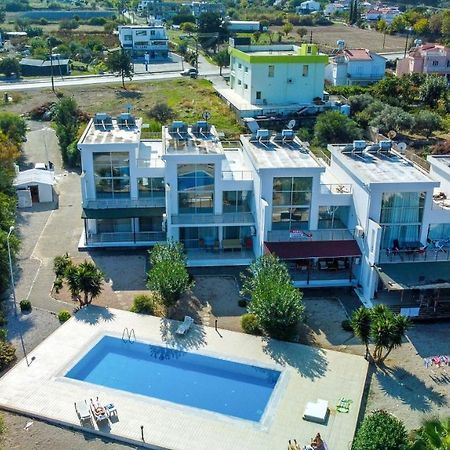 Spacious Three-Bedroom Apartment With Sea View A3 Кирения Экстерьер фото
